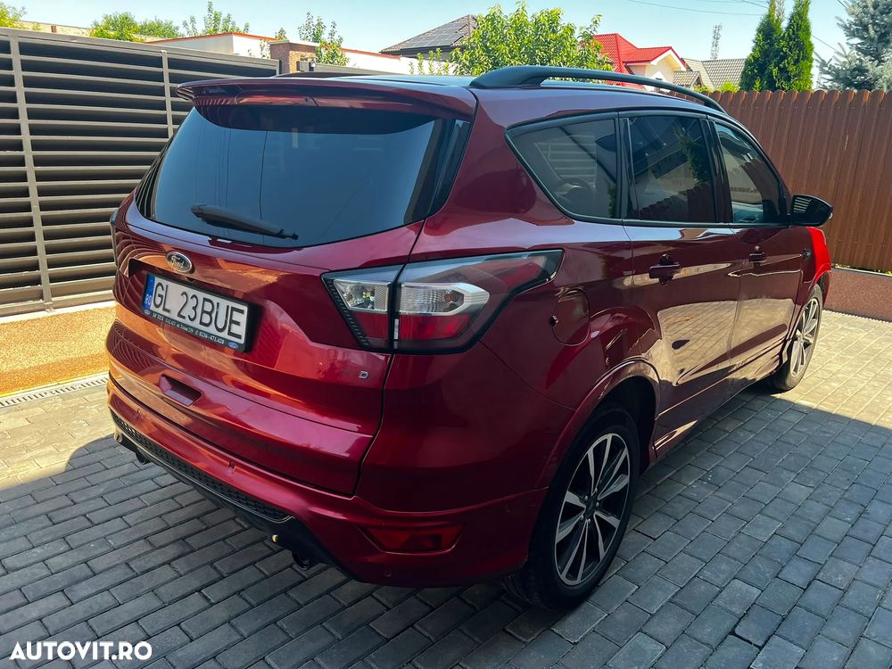 Ford Kuga - 4