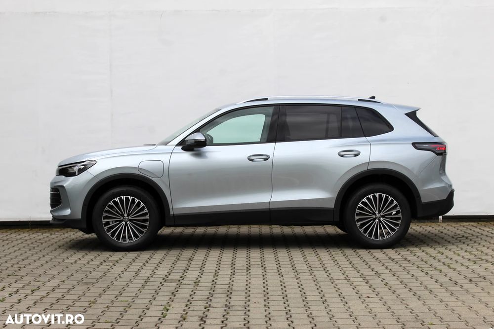 Volkswagen Tiguan - 7