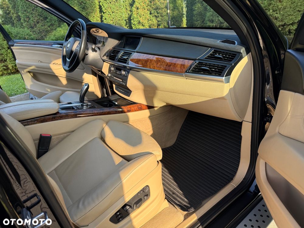 BMW X5 3.5i xDrive - 19