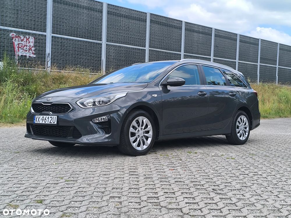 Kia Ceed 1.6 CRDi (48V Mild-Hybrid) Spirit - 11