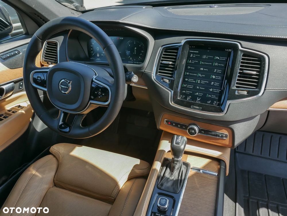 Volvo XC 90 D5 SCR AWD Inscription 7os - 25