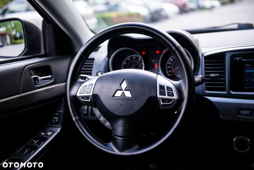 Mitsubishi Lancer 1.6 ClearTec Invite - 28