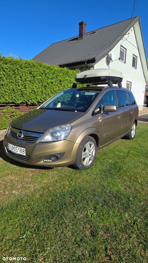 Opel Zafira 1.8 - 3