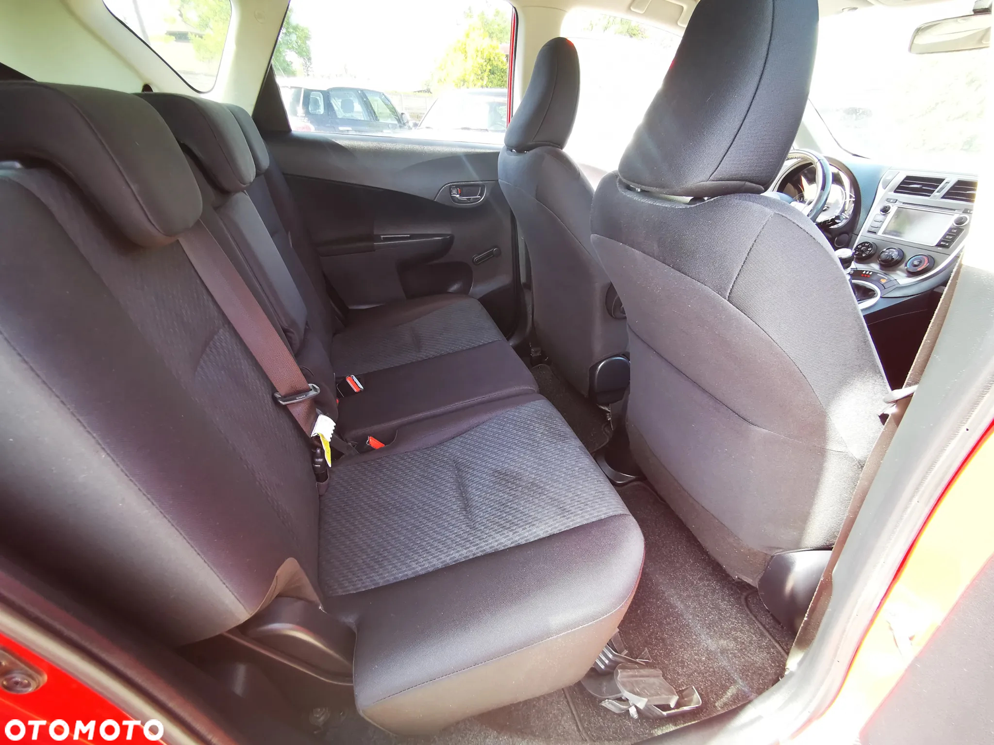 Toyota Verso S 1.33 VVT-i Start-Stop Life - 18