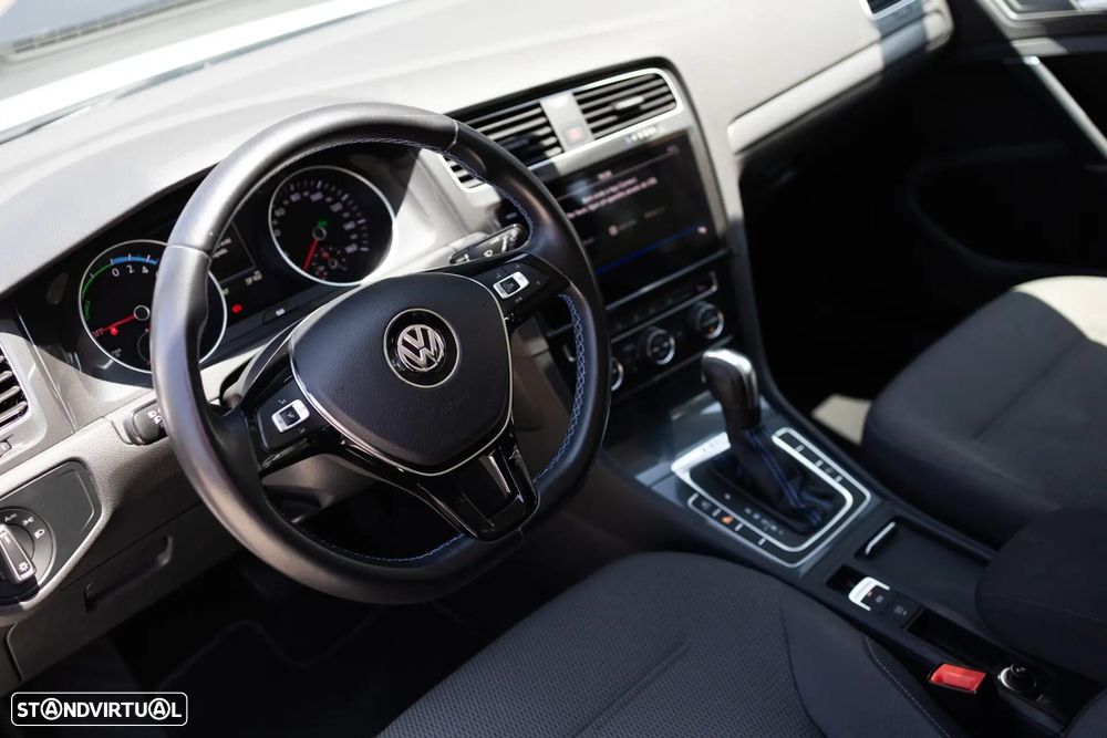VW e-Golf Standard - 13