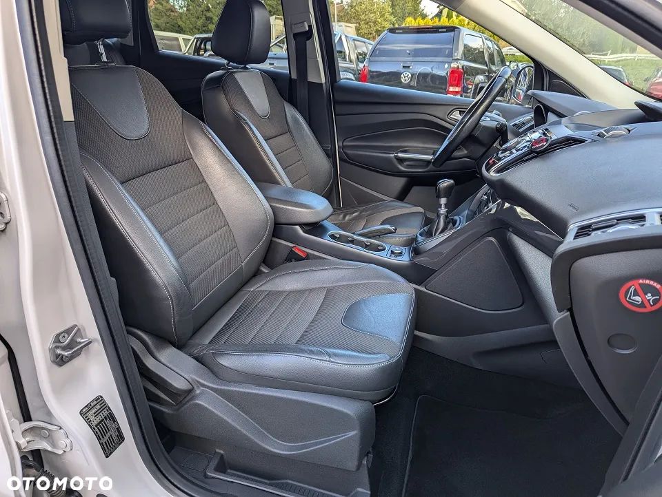 Ford Kuga 2.0 TDCi 4WD Titanium - 23