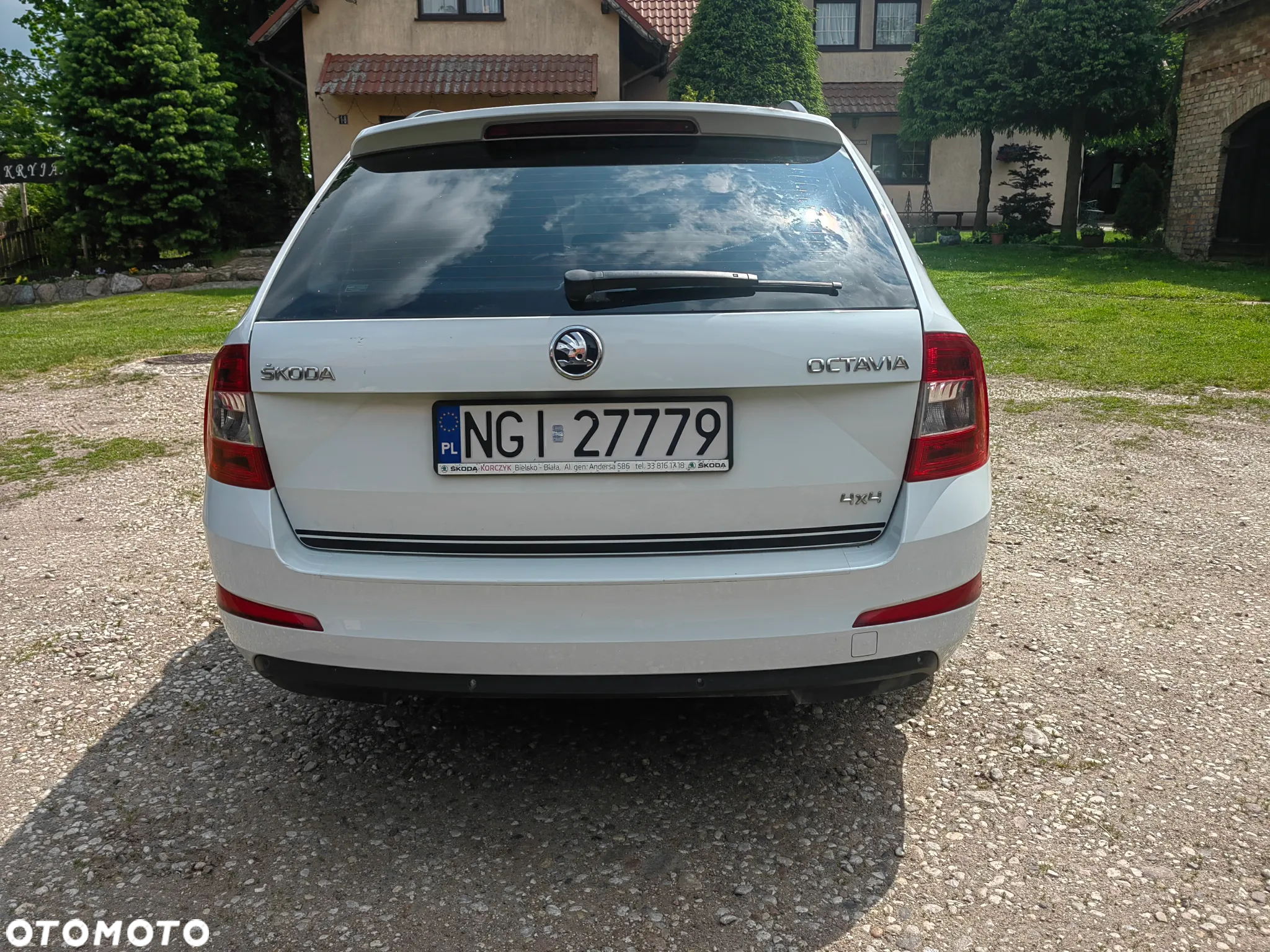 Skoda Octavia 2.0 TDI 4x4 L&K DSG - 4
