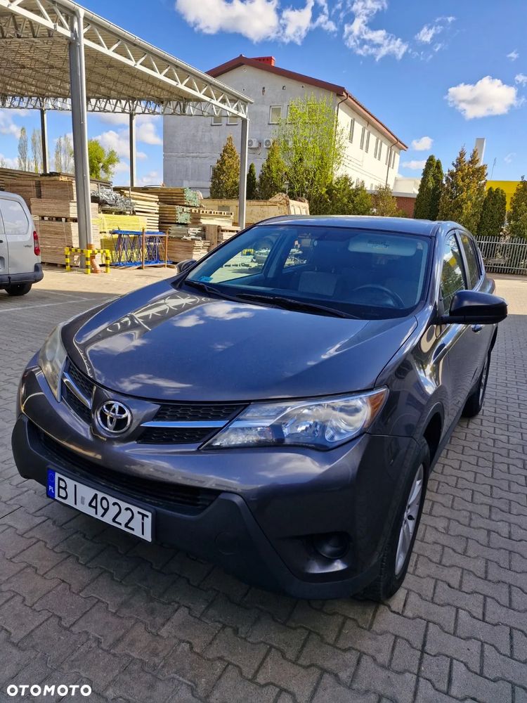 Toyota RAV4 - 1