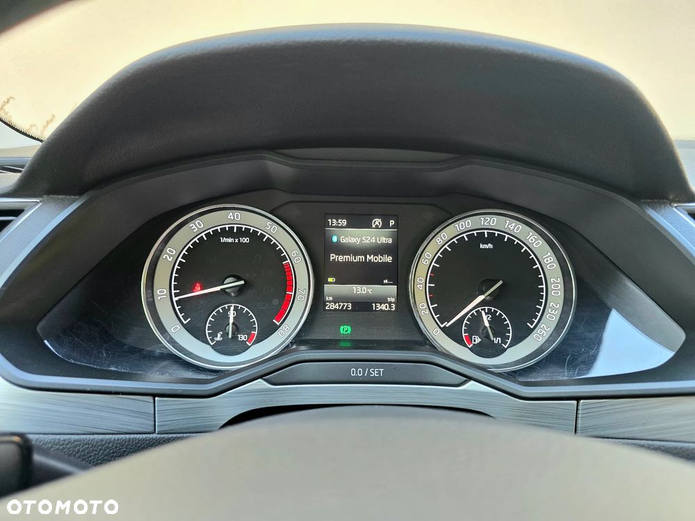 Skoda Superb 2.0 TSI Ambition DSG - 12
