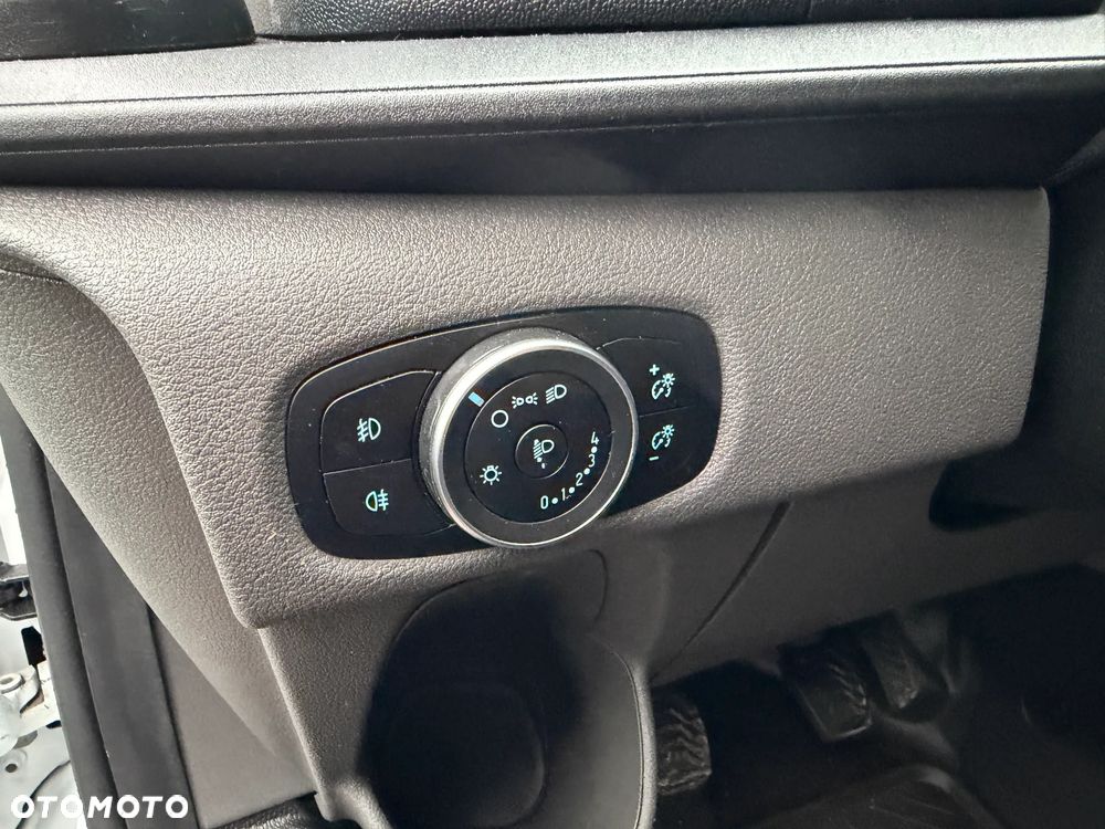 Ford Transit Custom Lift L2H1 2.0Tdci  2018r Klima Kamera Esp Euro 6 Pdc Przod Tyl Oryginalny  Led Tempomat Skórzana Kierownica Furgon Blaszak - 17