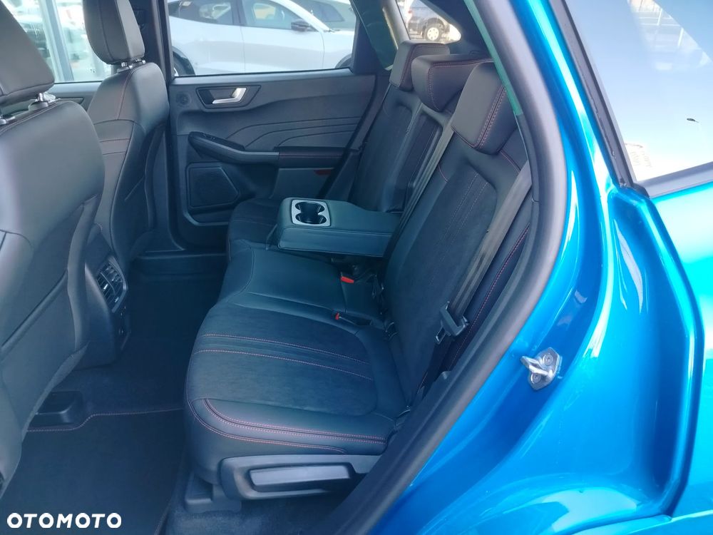 Ford Kuga 1.5 EcoBoost FWD ST-Line X - 33