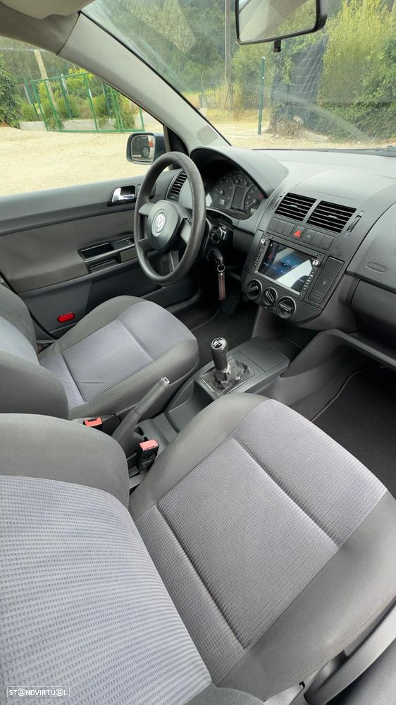 VW Polo 1.4 TDi Highline - 8