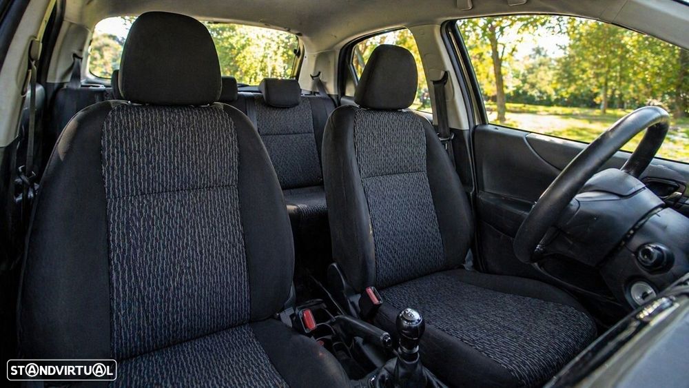 Toyota Yaris 1.0 VVT-i Comfort - 25