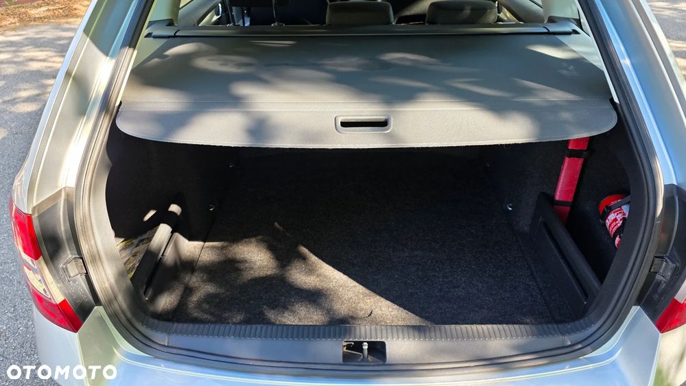 Skoda Octavia 2.0 TDI Style DSG - 10