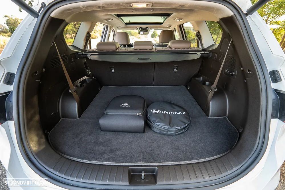 Hyundai Santa Fe 1.6 T-GDI PHEV Vanguard+Luxury Pack - 16