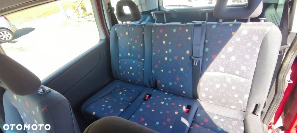 Mercedes-Benz Vaneo - 11