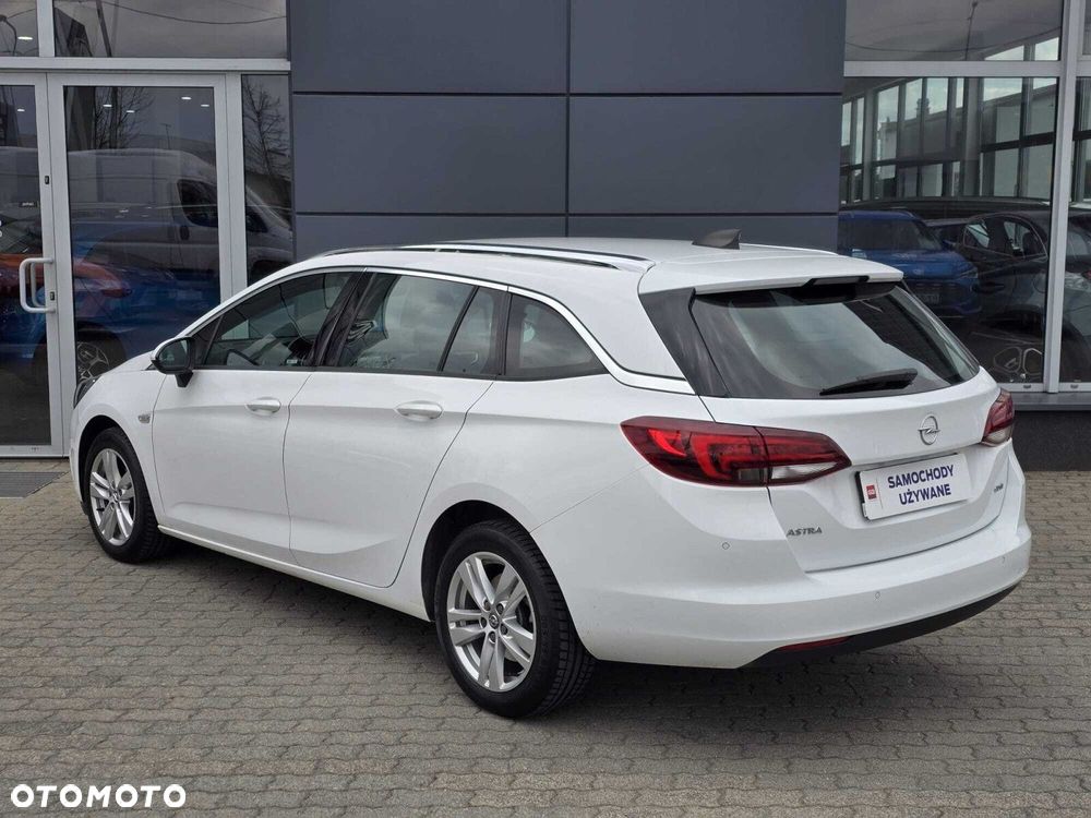 Opel Astra 1.6 CDTI Enjoy - 9