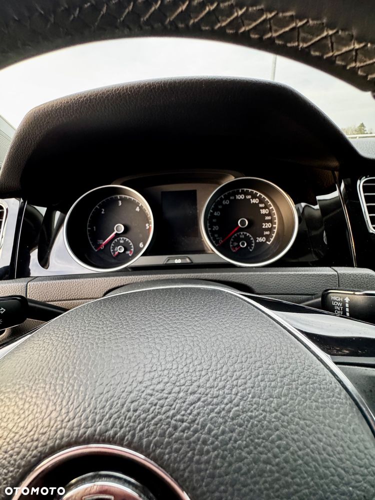 Volkswagen Golf 1.6 TDI BMT Highline - 21