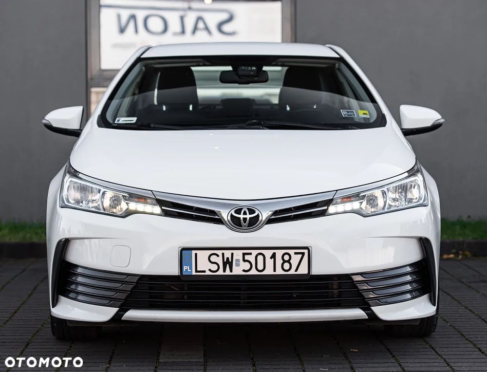 Toyota Corolla 1.4 D-4D Premium - 4