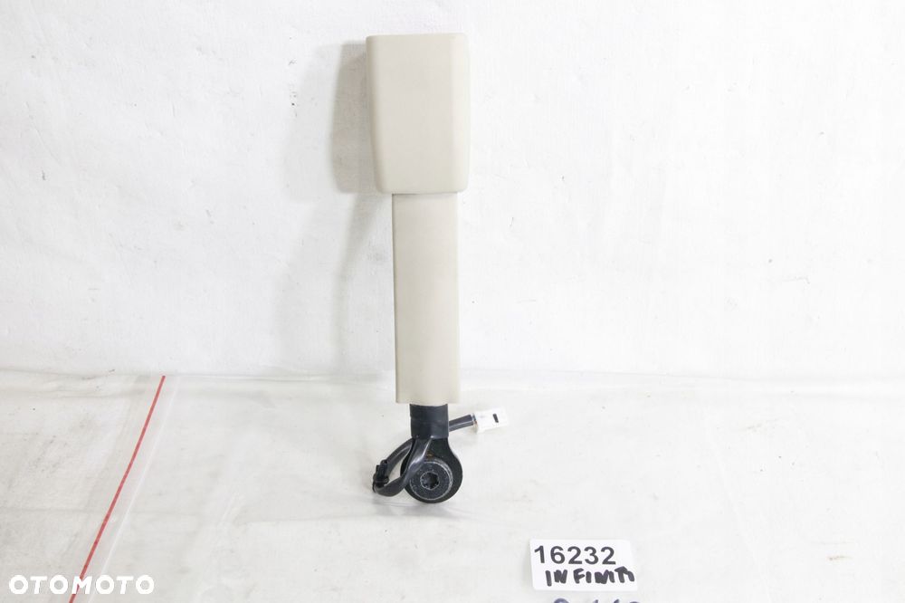 klamra przedniego pasa bezpieczeństwa zapięcie zapinka orygina infiniti q60