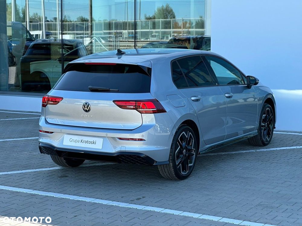Volkswagen Golf 1.5 TSI R-Line Plus - 5
