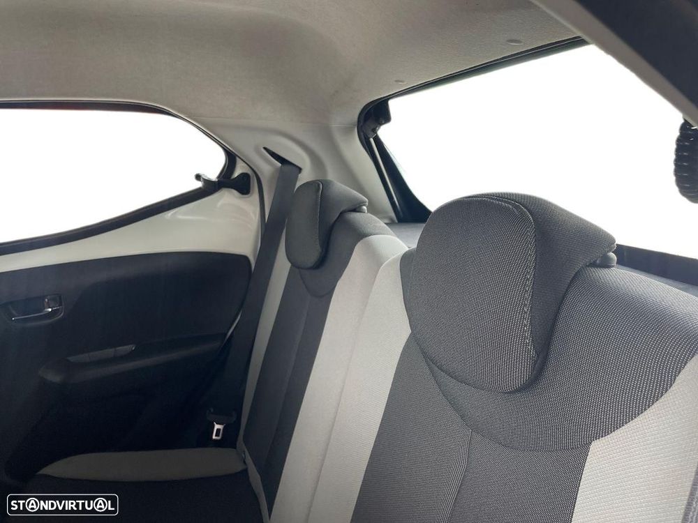 Toyota Aygo 1.0 X-Play+AC+X-Touch - 12