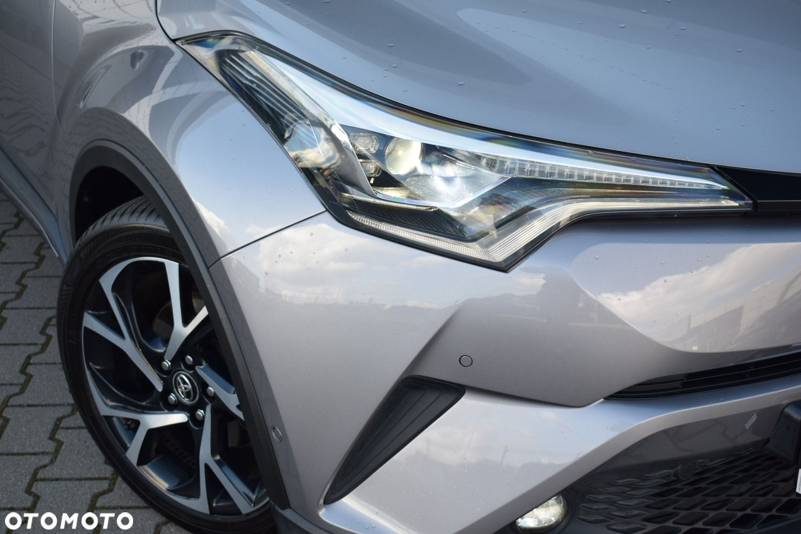 Toyota C-HR 1.8 Hybrid Dynamic - 11