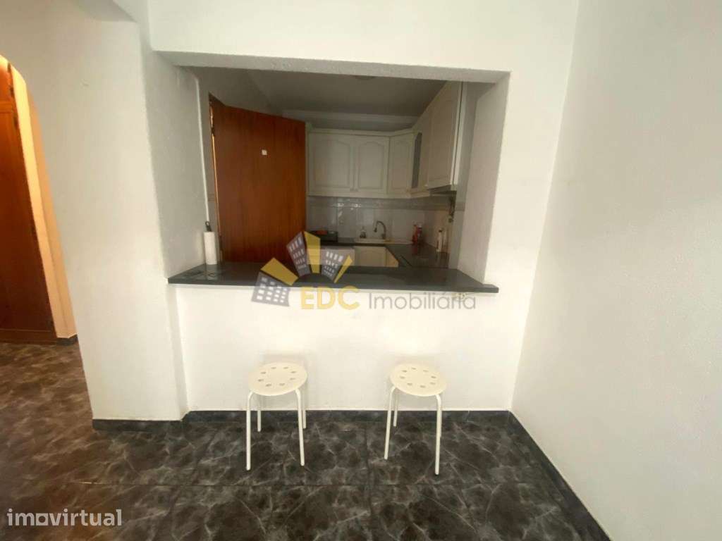 Apartamento T1+1 Localizado no Centro da Costa da Caparica | Arrend... - Grande imagem: 5/26