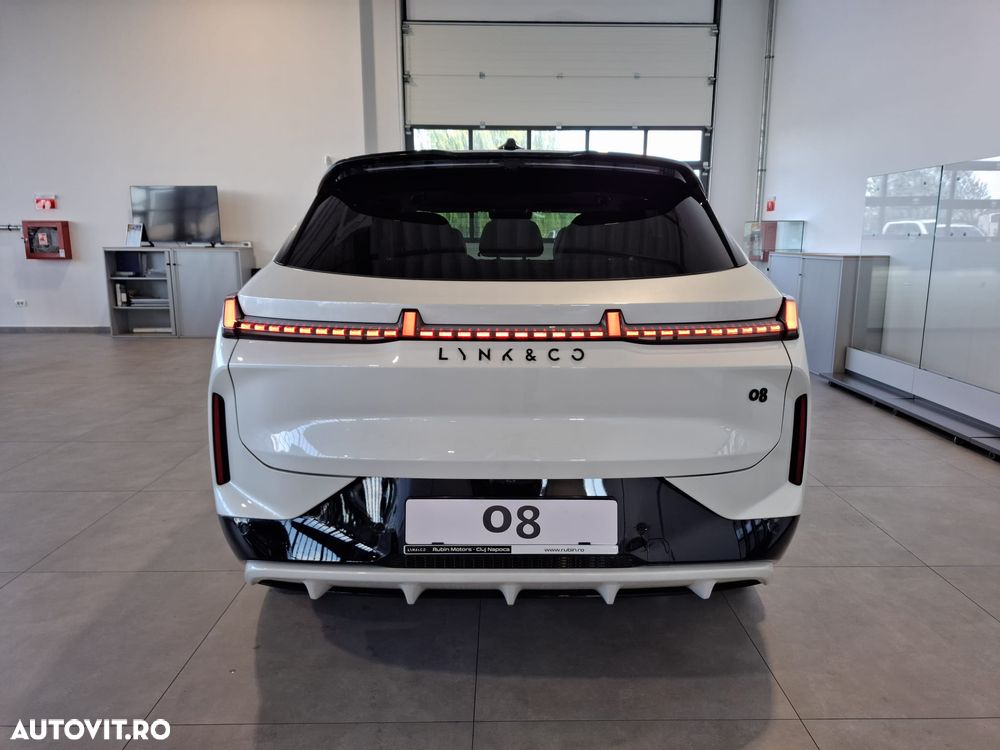 Lynk&Co 08 - 4