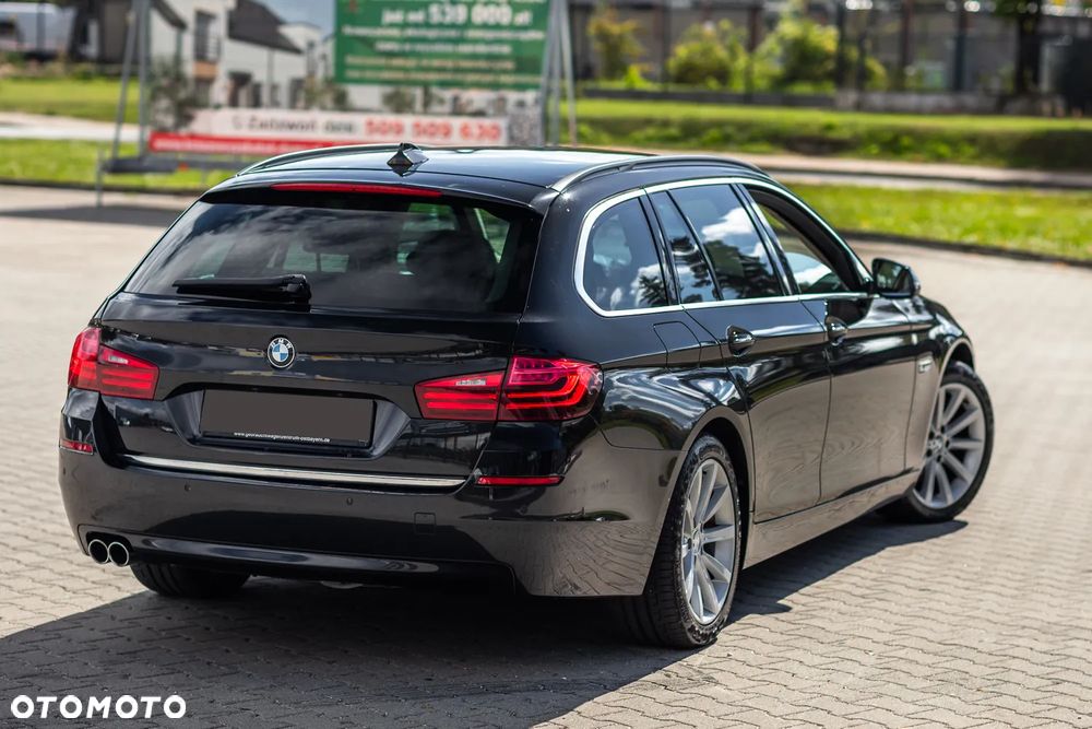 BMW Seria 5 520d Luxury Line - 13