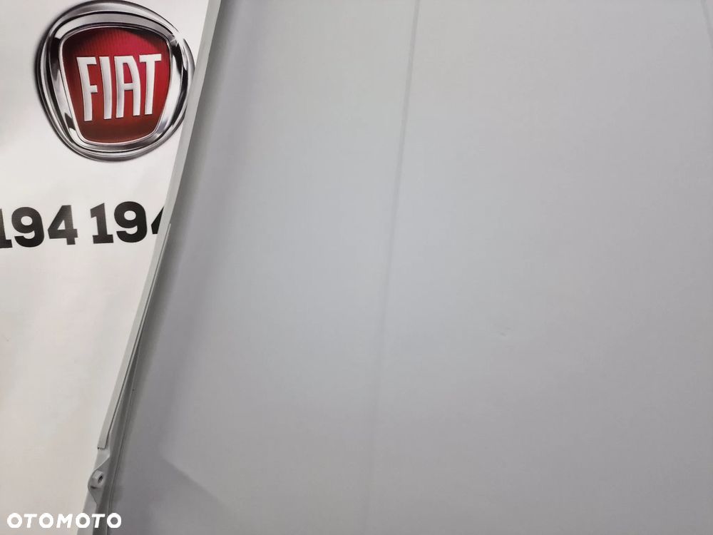 MERCEDES SL 107 / R107 / W107 MASKA , PODSIADAM RÓWNIEŻ KLAPĘ TYLNĄ , NR AUKCJI MERC3 - 7
