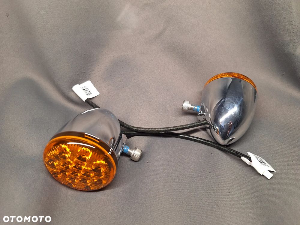 INDIAN CHIEF CHIEFTAIN SPRINGFIELD KIERUNKOWSKAZ MIGACZ CHROM WTYCZKI LED - 1