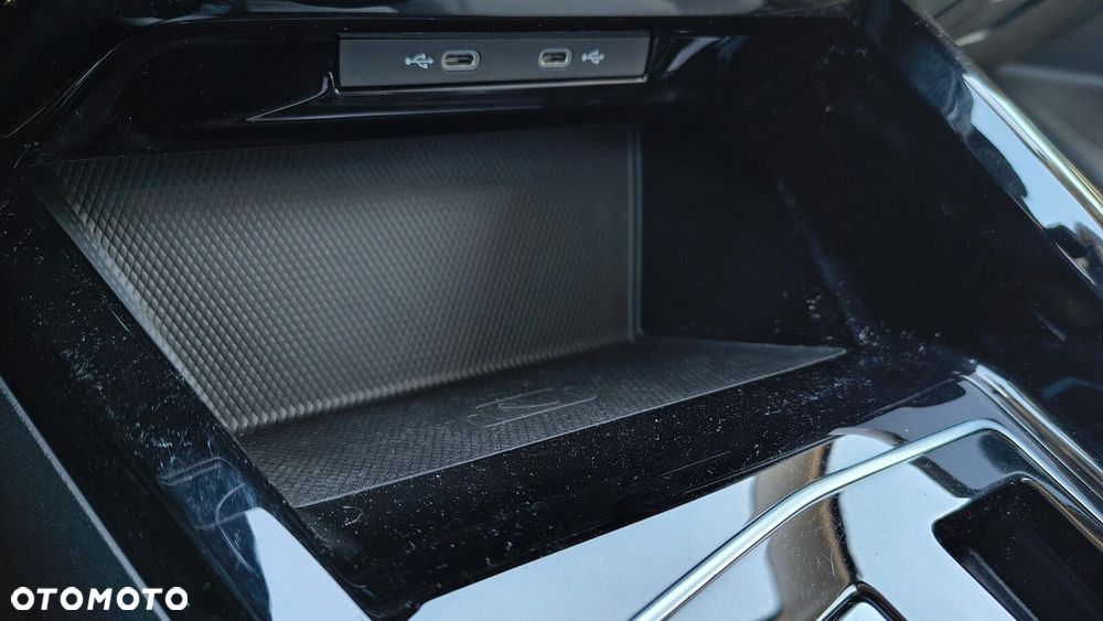 Volkswagen Golf Variant - 29
