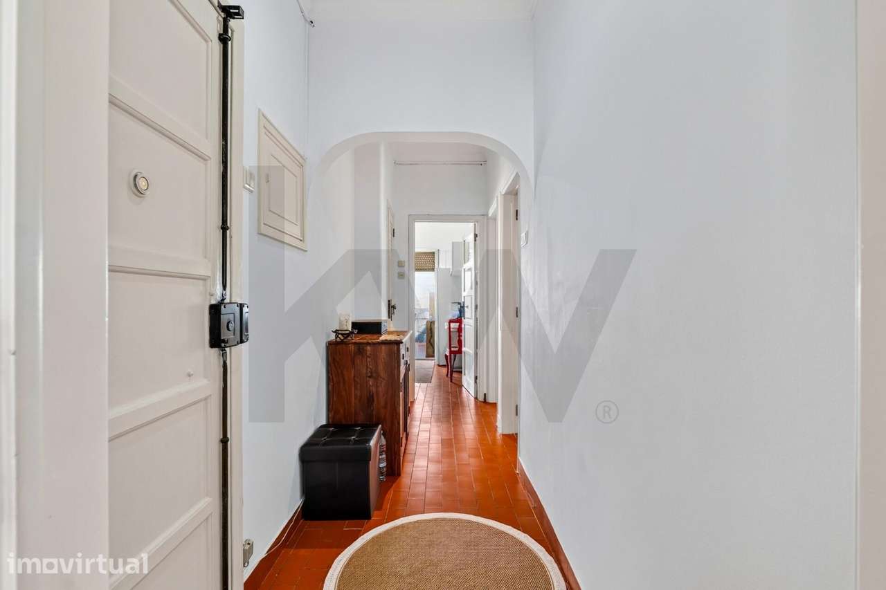Charmoso Apartamento T1+1 com PÁTIO na Graça - Grande imagem: 3/20