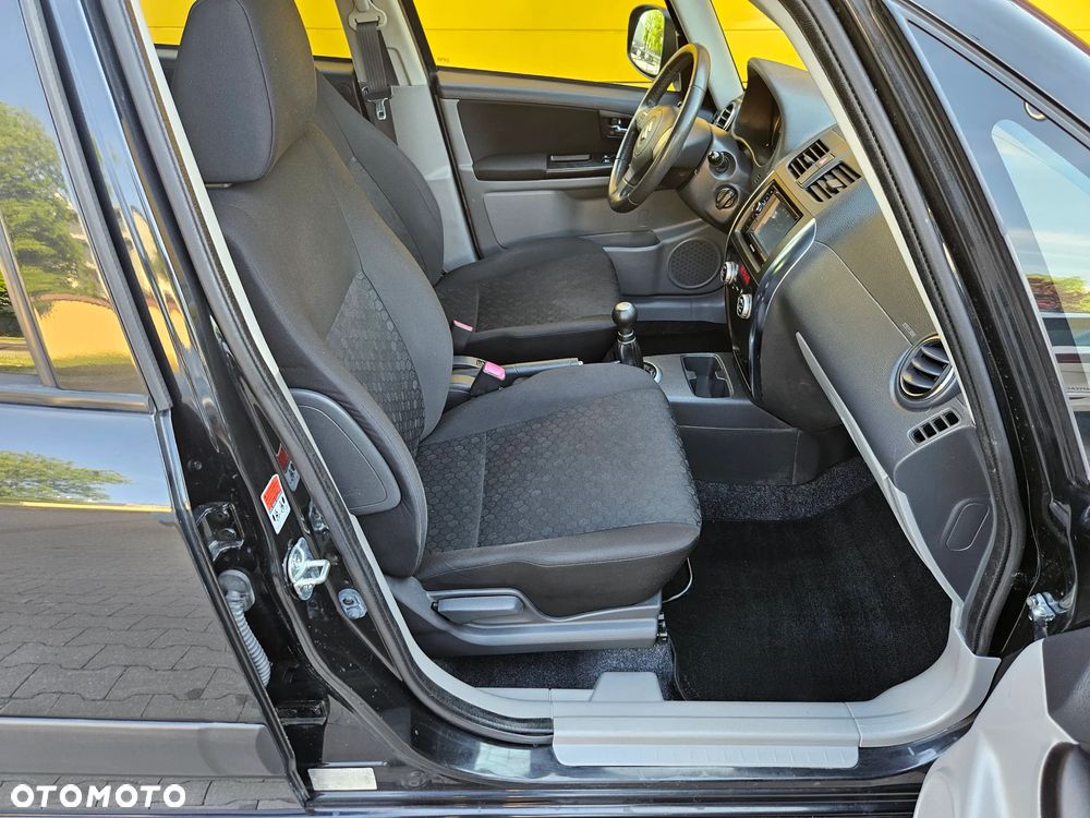 Suzuki SX4 1.6 VVT 4x4 Style - 18
