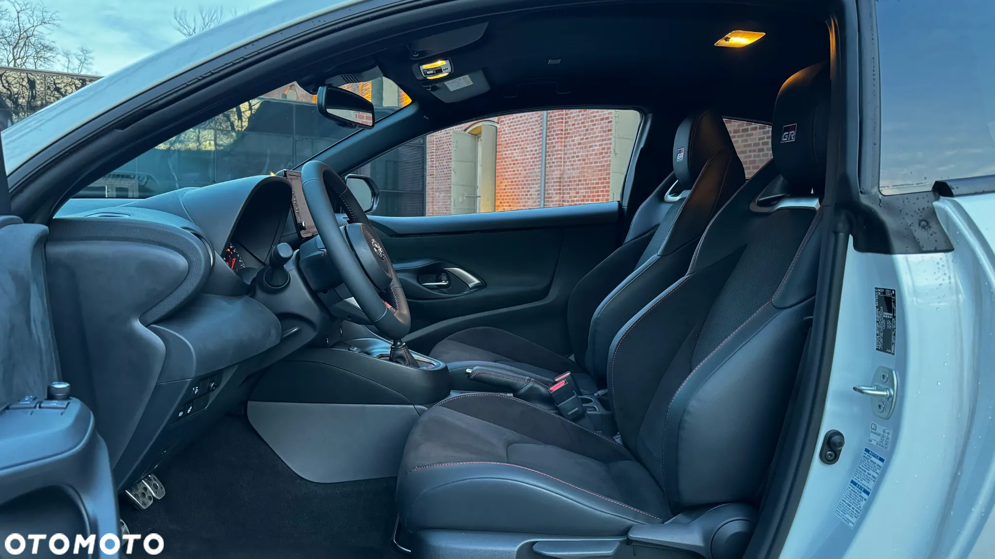 Toyota Yaris GR 1.6 Dynamic - 9