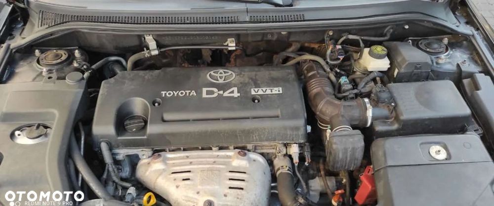 Toyota Avensis - 19