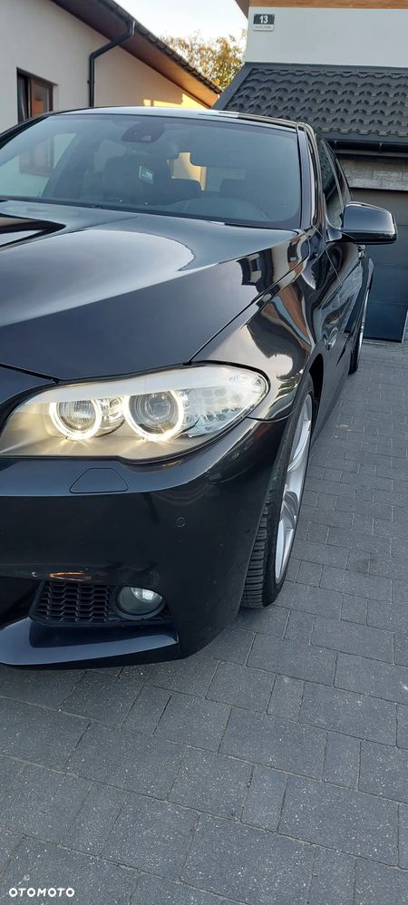 BMW Seria 5 525d Sport-Aut - 24