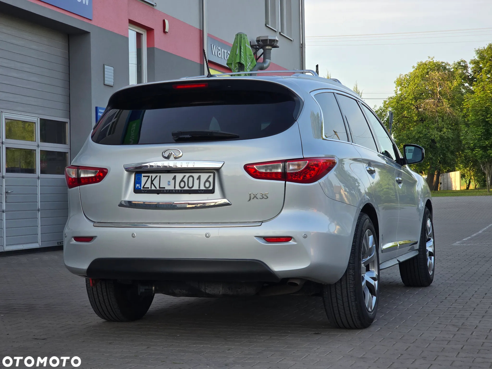 Infiniti QX60 3.5 Hi-Tech - 13