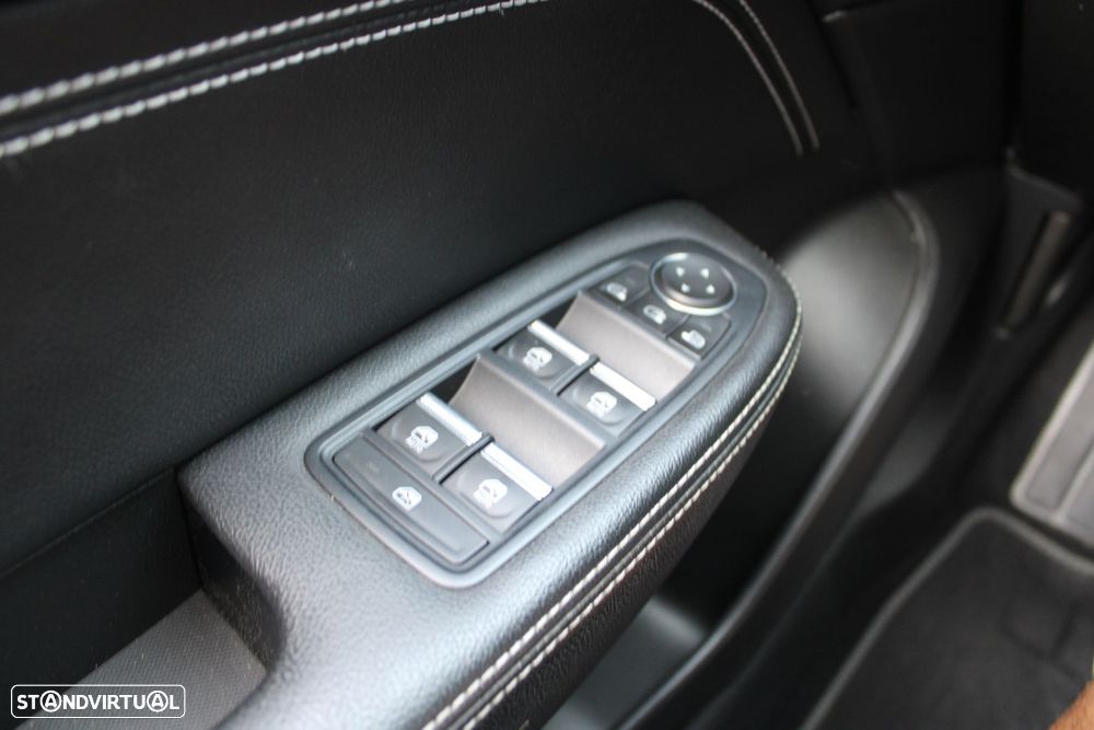 Renault Arkana 1.6 E-Tech Intens - 22