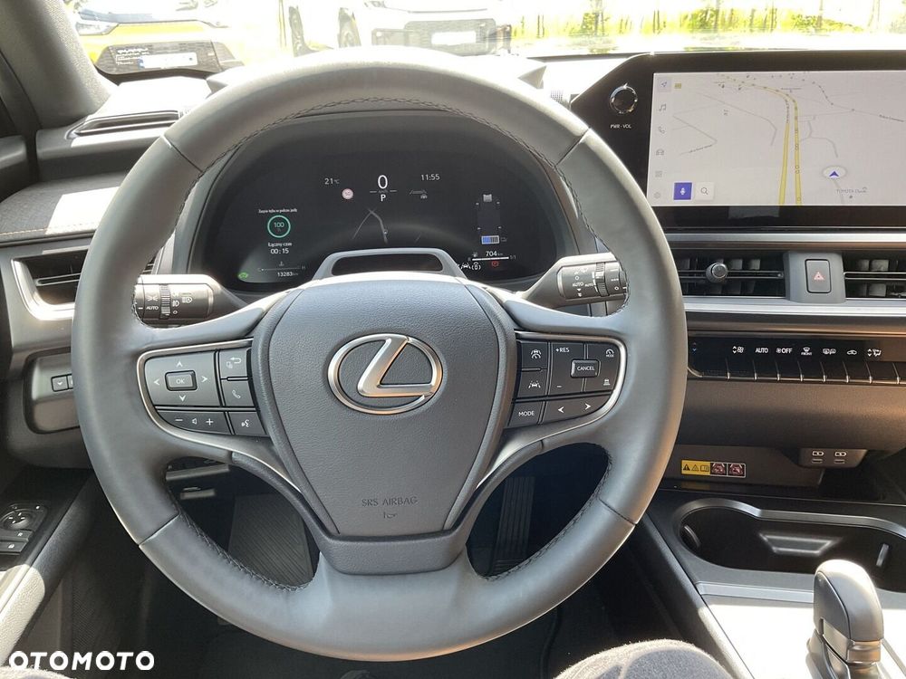Lexus UX 300h F Sport Design - 16