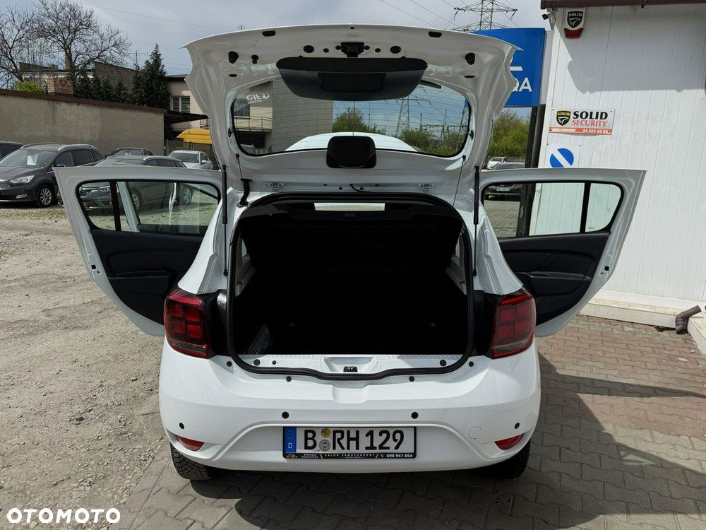 Dacia Sandero SCe 75 Essential - 12