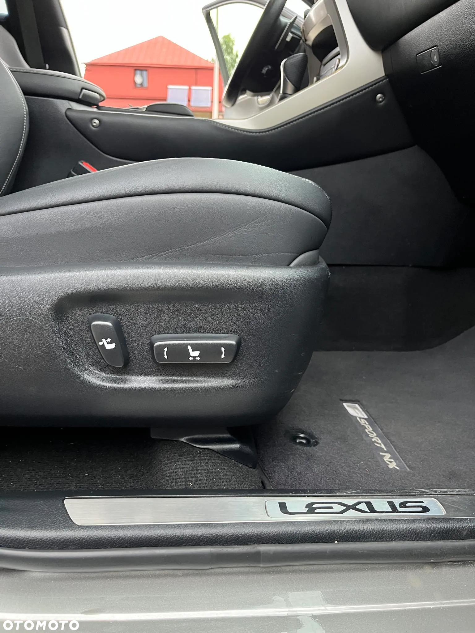 Lexus NX 300 AWD F SPORT - 22