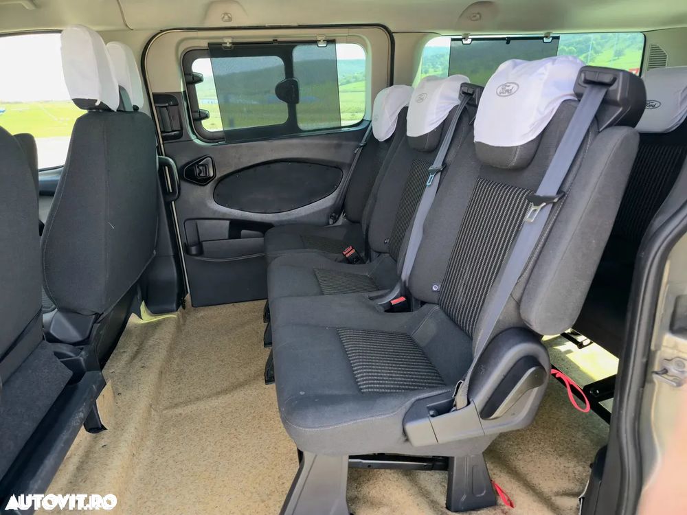 Ford Tourneo Custom 300 L1H1 VA Titanium - 11