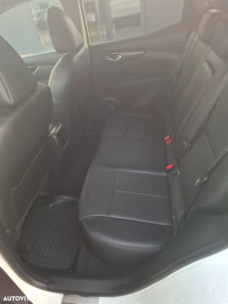 Nissan Qashqai 1.5 DCI Start/Stop Tekna - 14