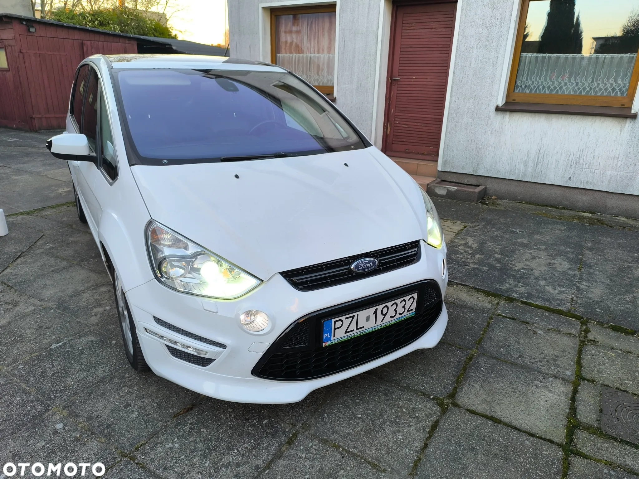Ford S-Max 2.0 TDCi DPF Titanium - 2