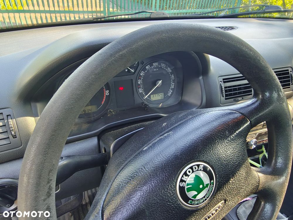Skoda Octavia 1.9 TDI Ambiente - 4