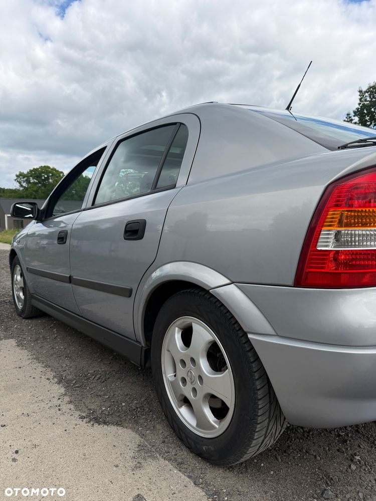 Opel Astra - 19