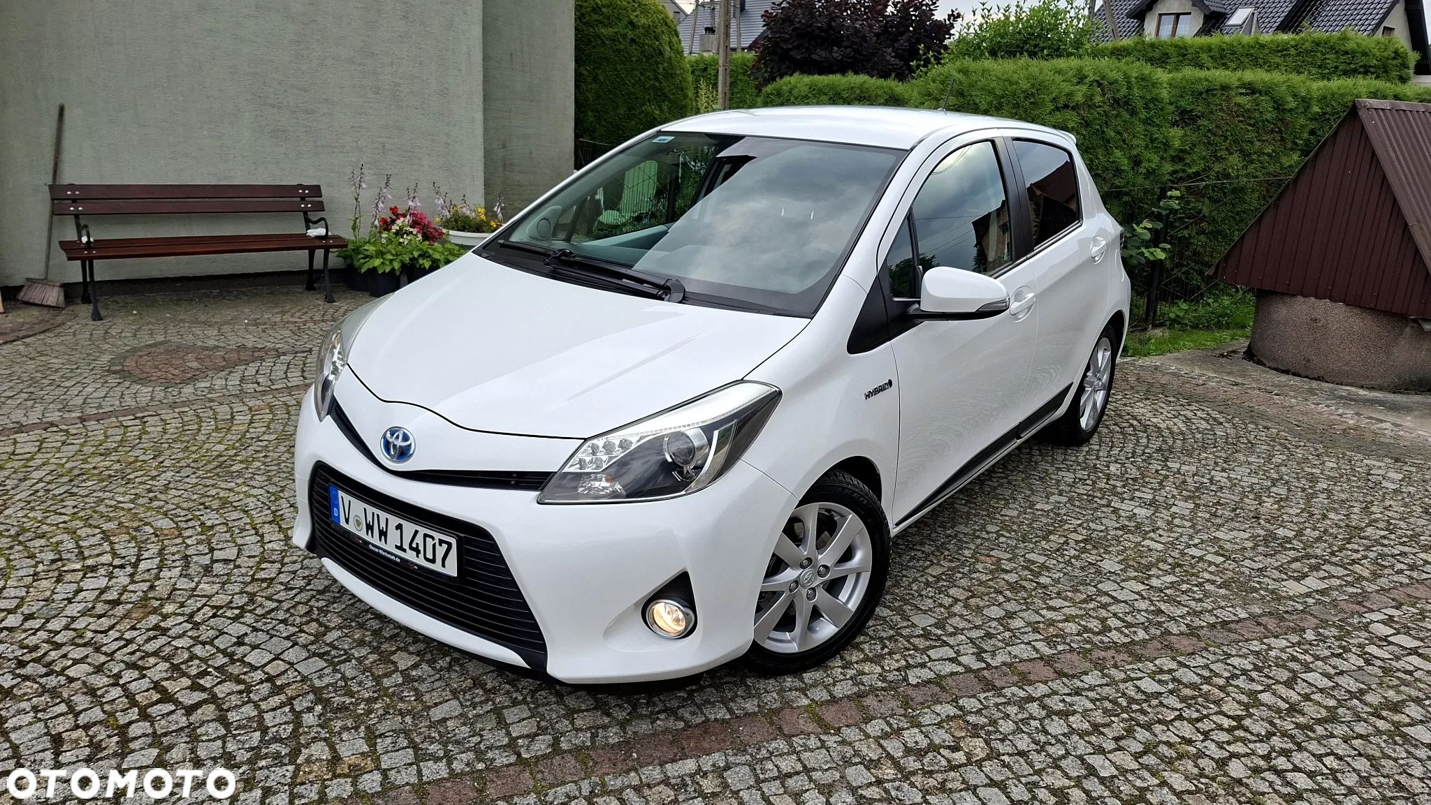 Toyota Yaris Hybrid 1.5 VVT-i Edition 2014 - 1
