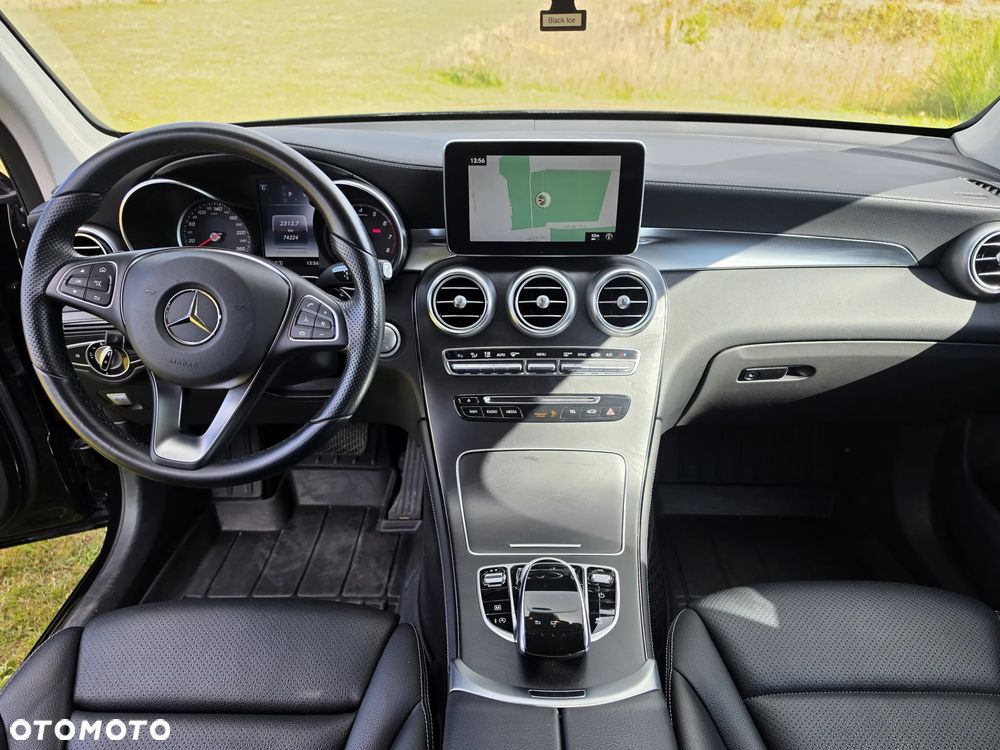 Mercedes-Benz GLC - 17
